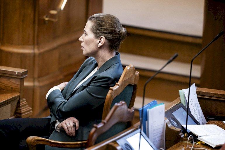 Folketinget begynder gradvis genåbning