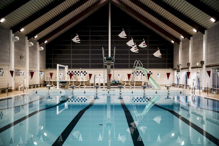 Svømmehaller og fitnesscentre kan åbne fra mandag