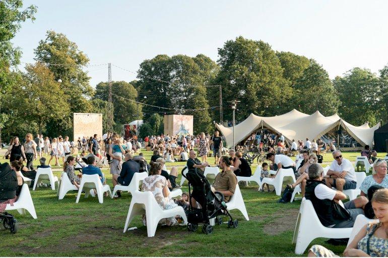 Festuge tæt på aflysning - kulturrådmand vil stemme for