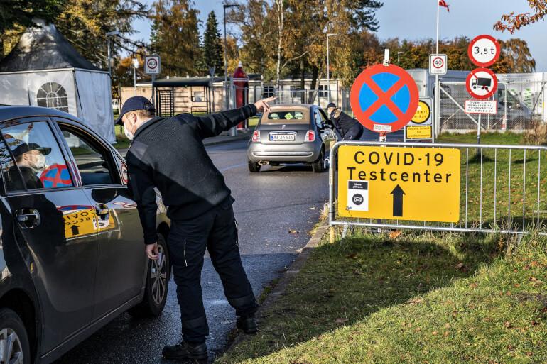 Flere timers kø ved testcentre i hovedstaden