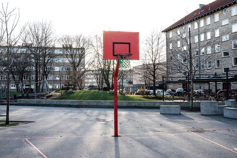 Hvordan og hvornår skal skolerne genåbne?