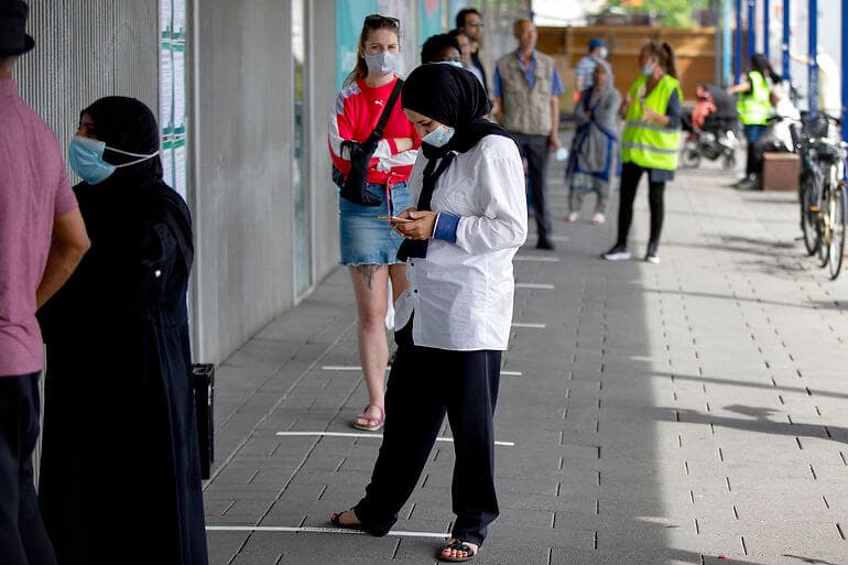 Vestegnen har færrest vaccinerede, og de fleste indlagte er unge