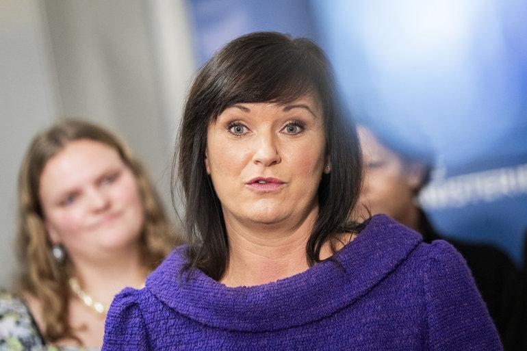 Løhde afviser at ændre rettigheder for kræftramte efter opråb