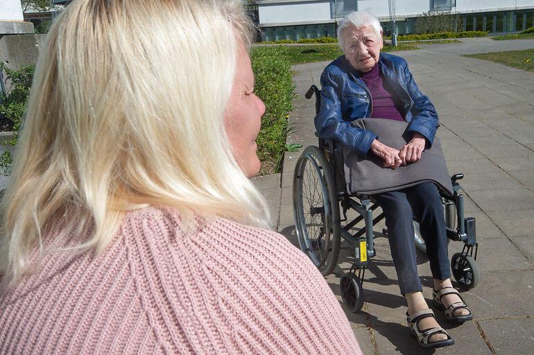 Alzheimerforeningen: Plejehjemsbeboere blev ulovligt frihedsberøvet