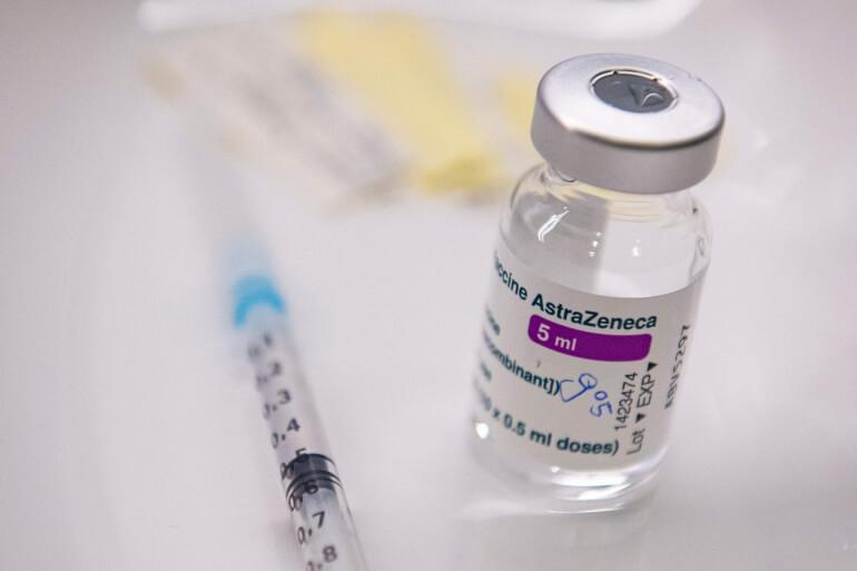 Læger fraråder frivillige coronavacciner: Et lotterispil