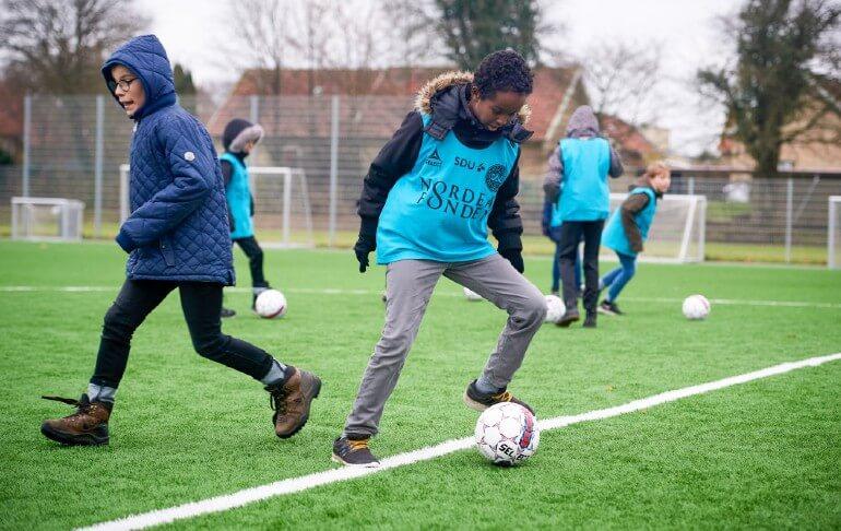 Fodbold øger trivsel, læring og sundhed hos tosprogede piger og drenge
