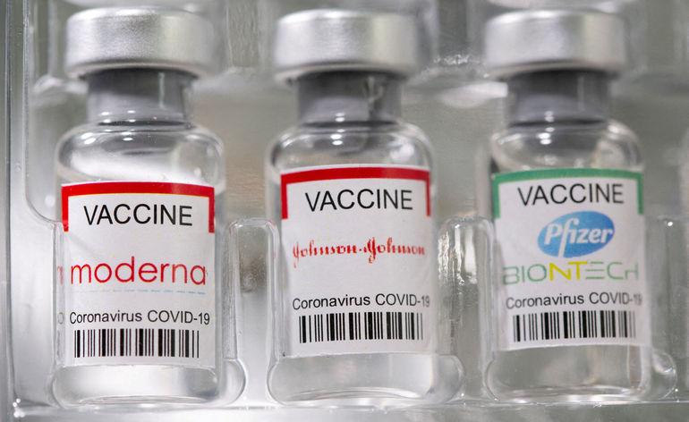 Danmark får fortsat leveret millioner af nye doser coronavaccine